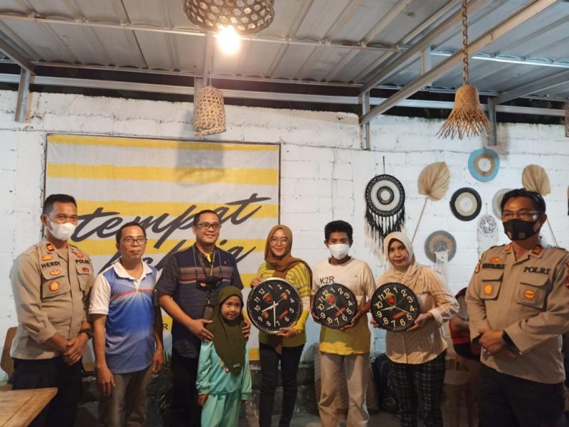 Kasat Reskrim Polres Musi Rawas AKP Dedi Rahmad Hidayat kunjungi Hipama Muara Kelingi, (16/12)