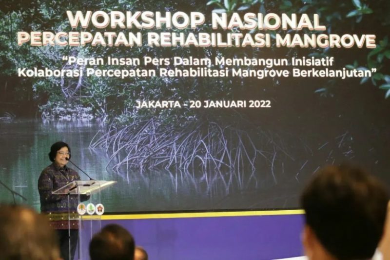 Menteri Lingkungan Hidup dan Kehutanan (LHK), Siti Nurbaya berkolaborasi dengan Persatuan Wartawan Indonesia (PWI) berbagi kepedulian terhadap hutan mangrove melalui Workshop Nasional Percepatan Rehabilitasi Mangrove, (20/1) 
