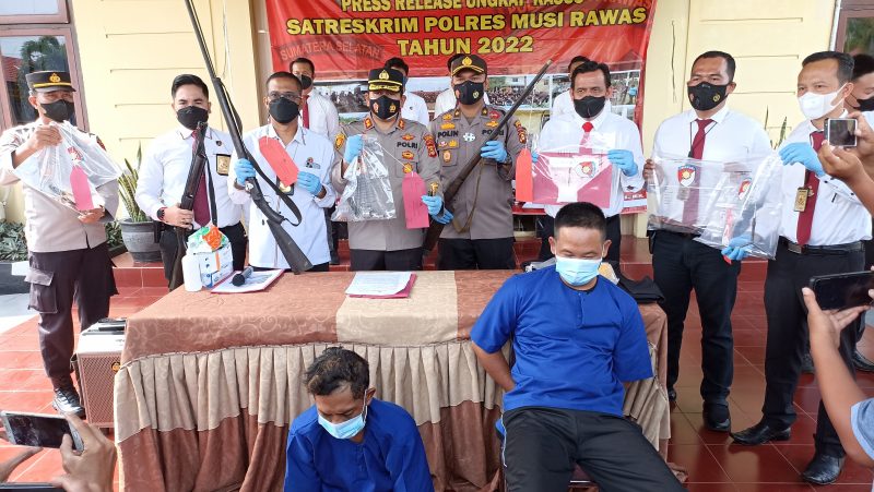Kapolres Musi Rawas AKBP Achmad Gusti Hartono melakukan pres rilis di Polres Musi Rawas, (21/3) 