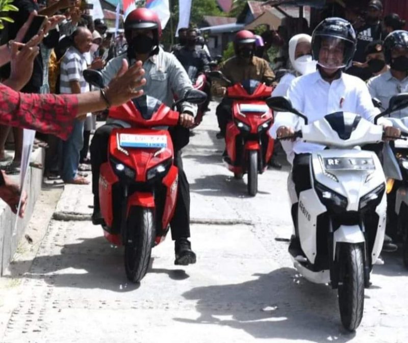 Presiden Jokowi dan Ibu Iriana Jokowi