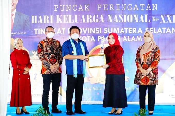 Gubernur Sumsel H Herman Deru menghadiri Puncak Harganas ke 26