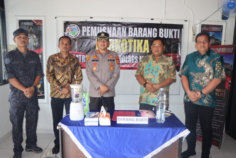 Polres Musi Rawas, Polda Sumsel melakukan pemusnahan barang bukti narkotika jenis sabu sebanyak 85 gram dari hasil ungkap kasus, di Mapolres Musi Rawas