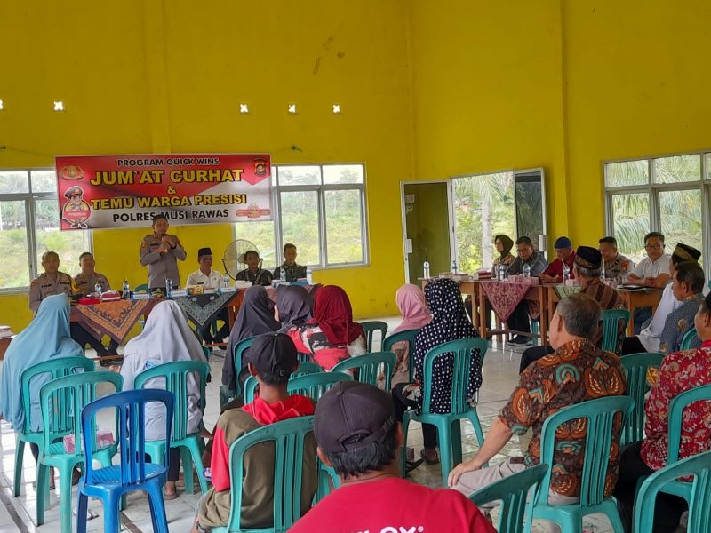 Kapolres Musi Rawas laksanakan Jumat Curhat dan Temu warga Presisi di Desa Kota Baru, Kecamatan BTS Ulu Kabupaten Musi Rawas