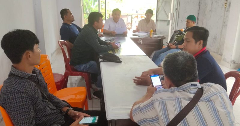 Rapat bersama akhir tahun pengurus PWI Musi Rawas di Sekretariat PWI Mura, Muara Beliti.