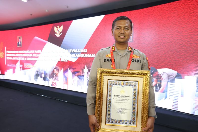 Kapolres Mura, AKBP Danu Agus Purnomo SIK, MH. 
