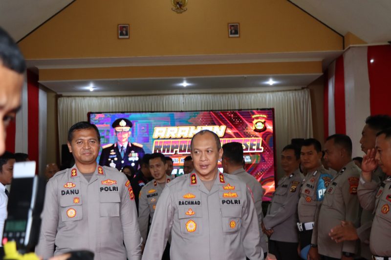 KUNKER-Kapolda Sumsel Irjen Pol A Rachmad Wibowo, S.I.K, didampingi Wandasat Brimob Polda Sumsel, AKBP Eko Sumaryanto SIK, MSI, Kamis (23/2) melaksanakan kunjungan kerja ke Mapolres Musi Rawas. 
