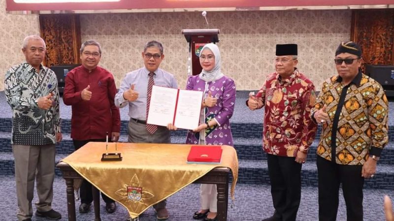 Wawako Lubuklinggau H Sulaiman Kohar membuka kegiatan pembinaan dan mini lokakarya tim pendamping keluarga (TPK) bidan untuk percepatan penurunan stunting di Kota Lubuklinggau, (3/3)