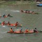 LOMBA-Suana lomba perahu bidar yang digelar di Kampung Ulung, Sabtu (18/3). ft ist 