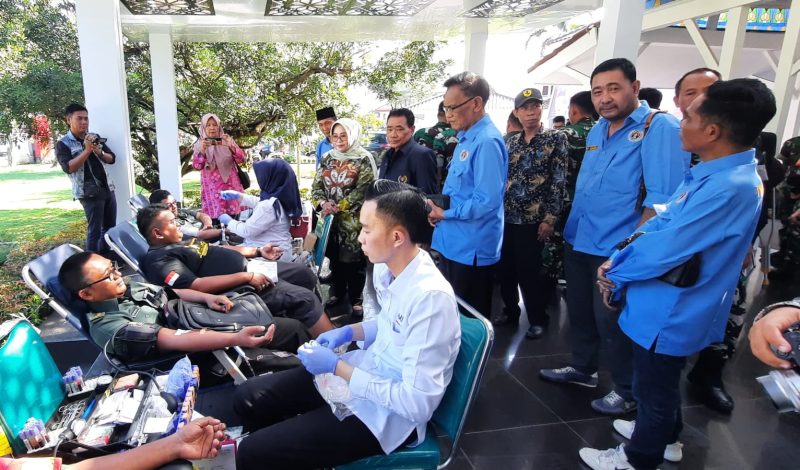 PWI Sumsel gelar donor darah dan sunatan massal