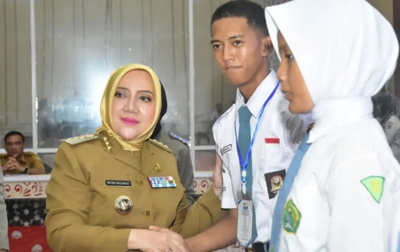 Bupati Musi Rawas Hj Ratna Machmud