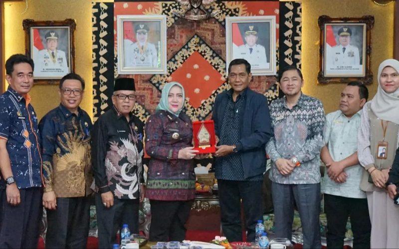 Bupati Musi Rawas Hj Ratna Machmud Terima kunjungan Ombudsman RI