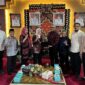 Sr. Manager PEP Pendopo Field Hermansyah dan Manager Relations PHR Zona 4 Frans A. Hukom bersilaturahmi dengan Bupati Musi Rawas Ratna Machmud  di Rumah Dinas Bupati Musi Rawas, (8/5)