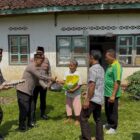 Bakti Sosial Jumat Berkah Berbagi yang dilaksanakan oleh Satuan Pembinaan Masyarakat (Sat Binmas) Polres Musi Rawas di Dusun III, Desa S Kertosari, Kecamatan Purwodadi, Kabupaten Musi Rawas