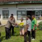 Bakti Sosial Jumat Berkah Berbagi yang dilaksanakan oleh Satuan Pembinaan Masyarakat (Sat Binmas) Polres Musi Rawas di Dusun III, Desa S Kertosari, Kecamatan Purwodadi, Kabupaten Musi Rawas
