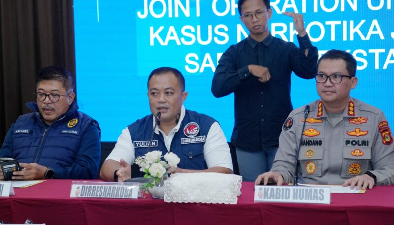 konferensi pers Joint Operation Polda Sumsel dan Kanwil Bea Cukai Sumbagtim di Palembang