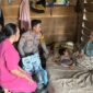 Polsek Babat Supat Polres Musi Banyuasin menyalurkan bantuan kemanusiaan kepada seorang anak penderita hidrosefalus di Desa Suka Maju
