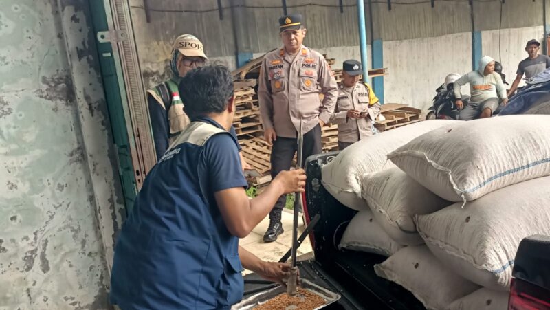 Polres Musi Rawas Dampingi Petani Salurkan 4,25 Ton Jagung ke Bulog