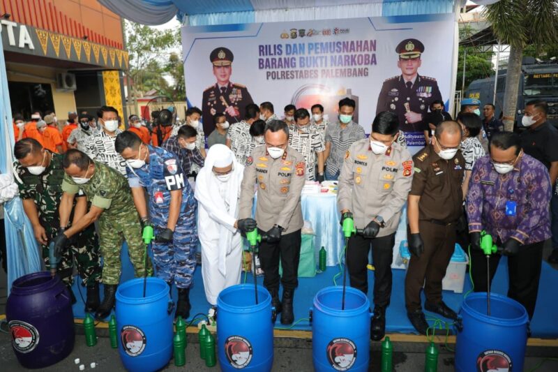 Polda Sumsel musnahkan 19,4 kilogram sabu